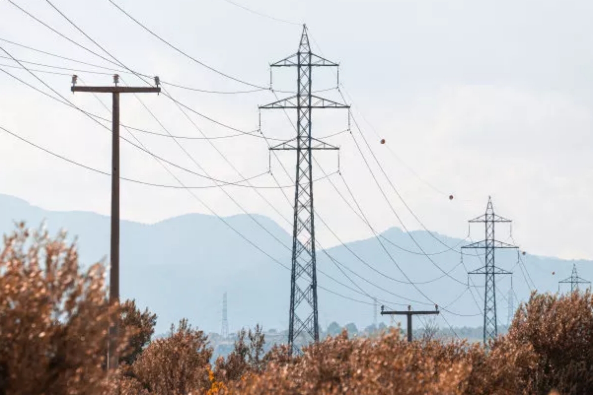 Le géant de la « tour de fer » dans l'industrie des équipements électriques